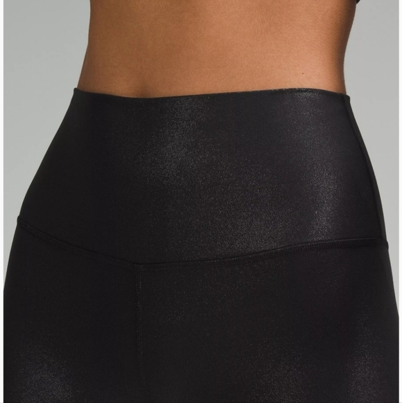 Lululemon High-Waisted Aling Black - Picture 3 of 7